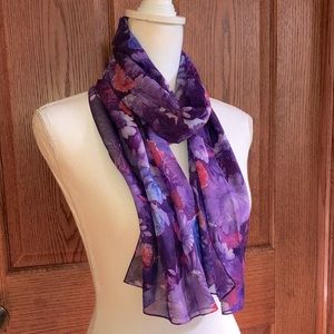 NEW LISTING! Vintage Silk Floral Scarf